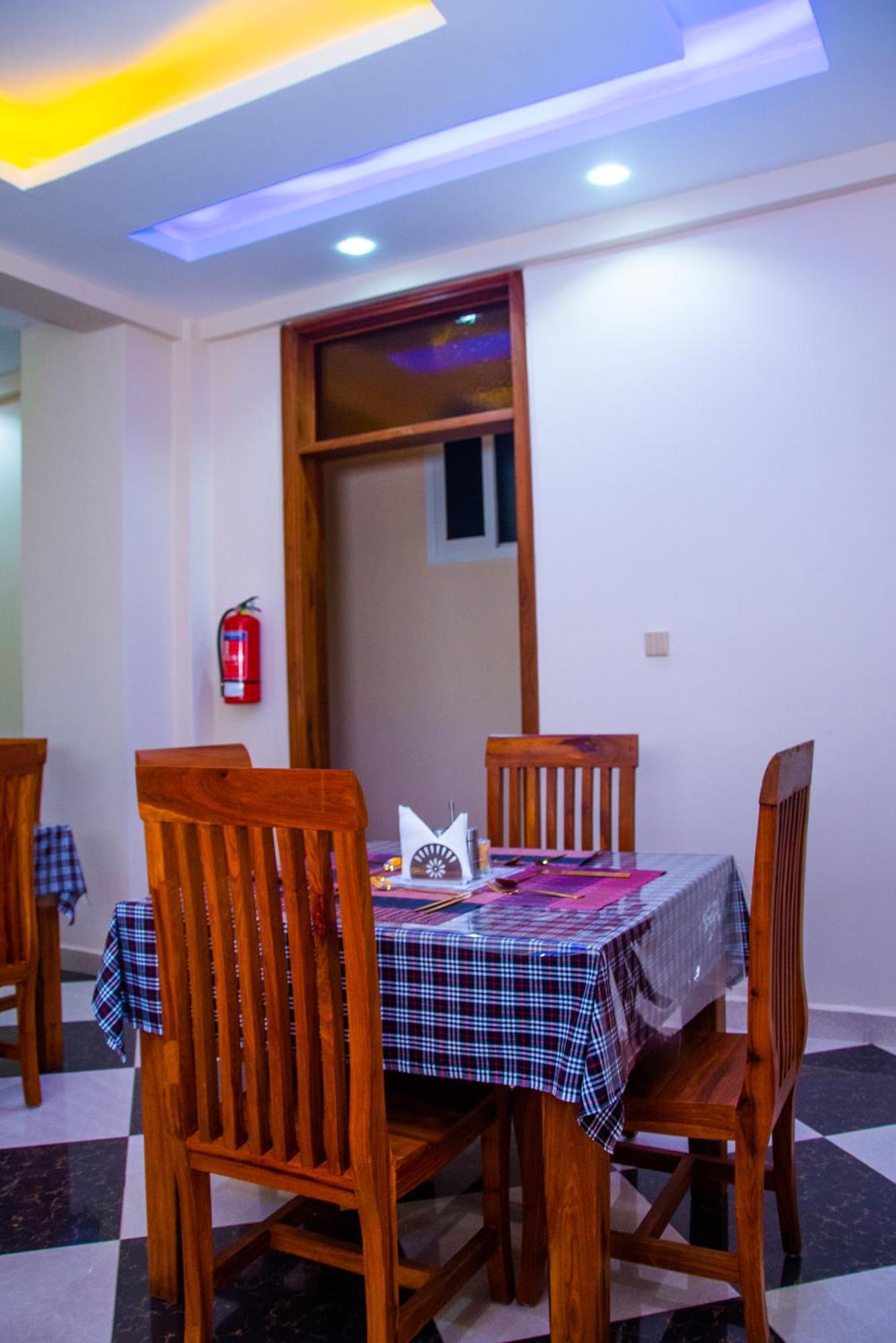 Aves Executive Hotel Arusha Luaran gambar