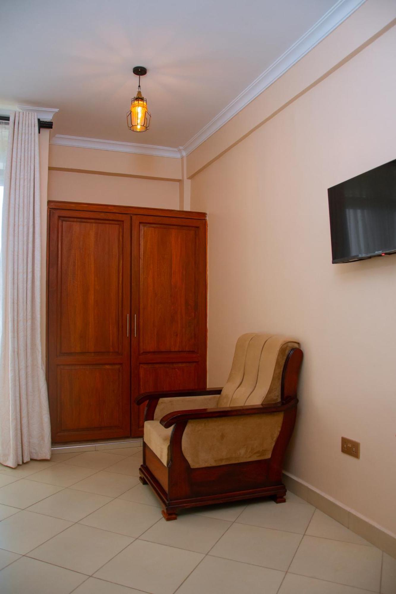 Aves Executive Hotel Arusha Luaran gambar