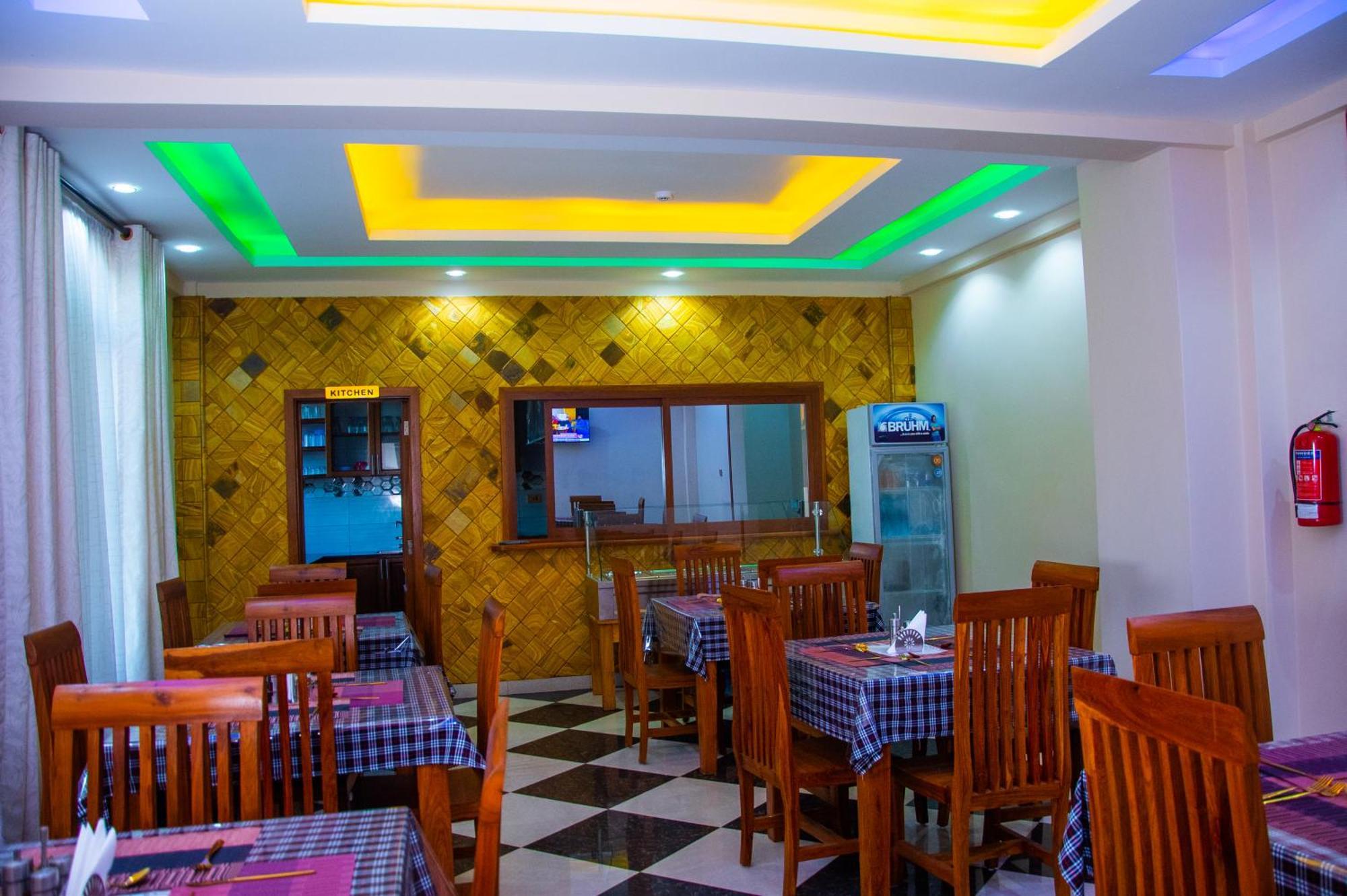 Aves Executive Hotel Arusha Luaran gambar